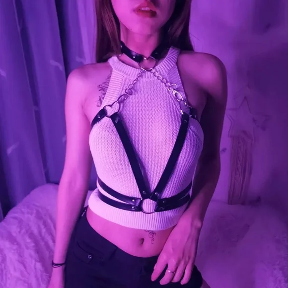 Unlisted | Accessories | Black Leather Heart Chest Harness  display picture 3